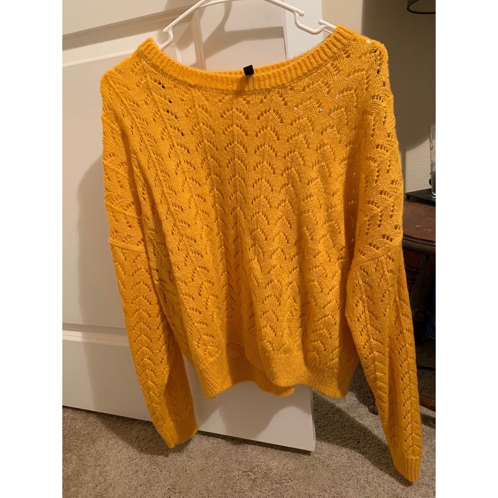 Yellow sweater